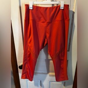 NY&CO Capri leggings - xl - coral/pink in color